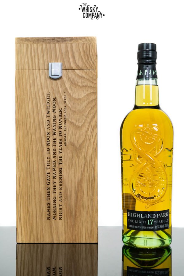 Highland Park 17 Years Old The Light Single Malt Scotch Whisky – Damaged Packaging (700ml)